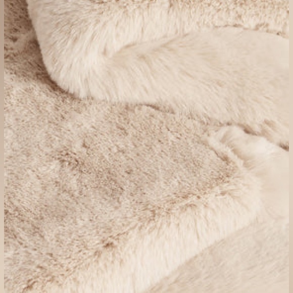 NEW UnHide Blanket - Beige Bear - Picture 4 of 5